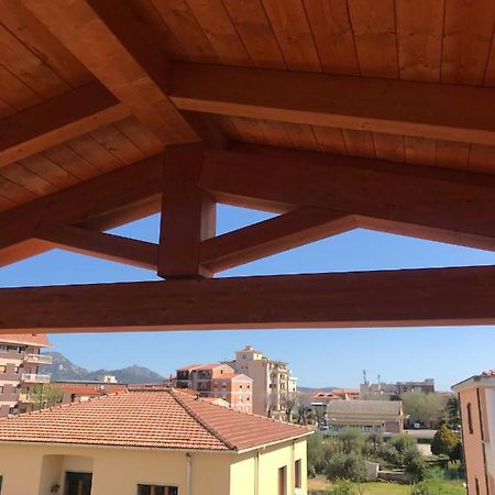 La Terrazza Apartment Olbia Bagian luar foto