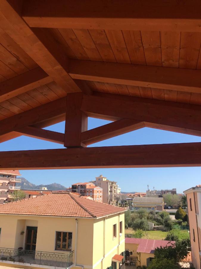 La Terrazza Apartment Olbia Bagian luar foto